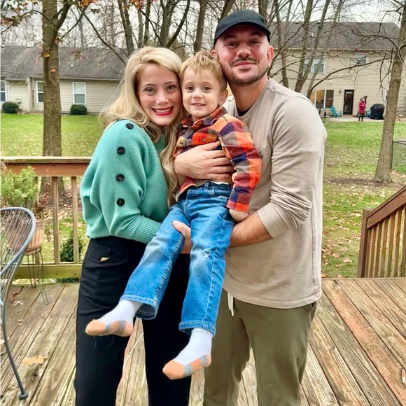 Meet your Posher, Holly - Picture 5 of 16